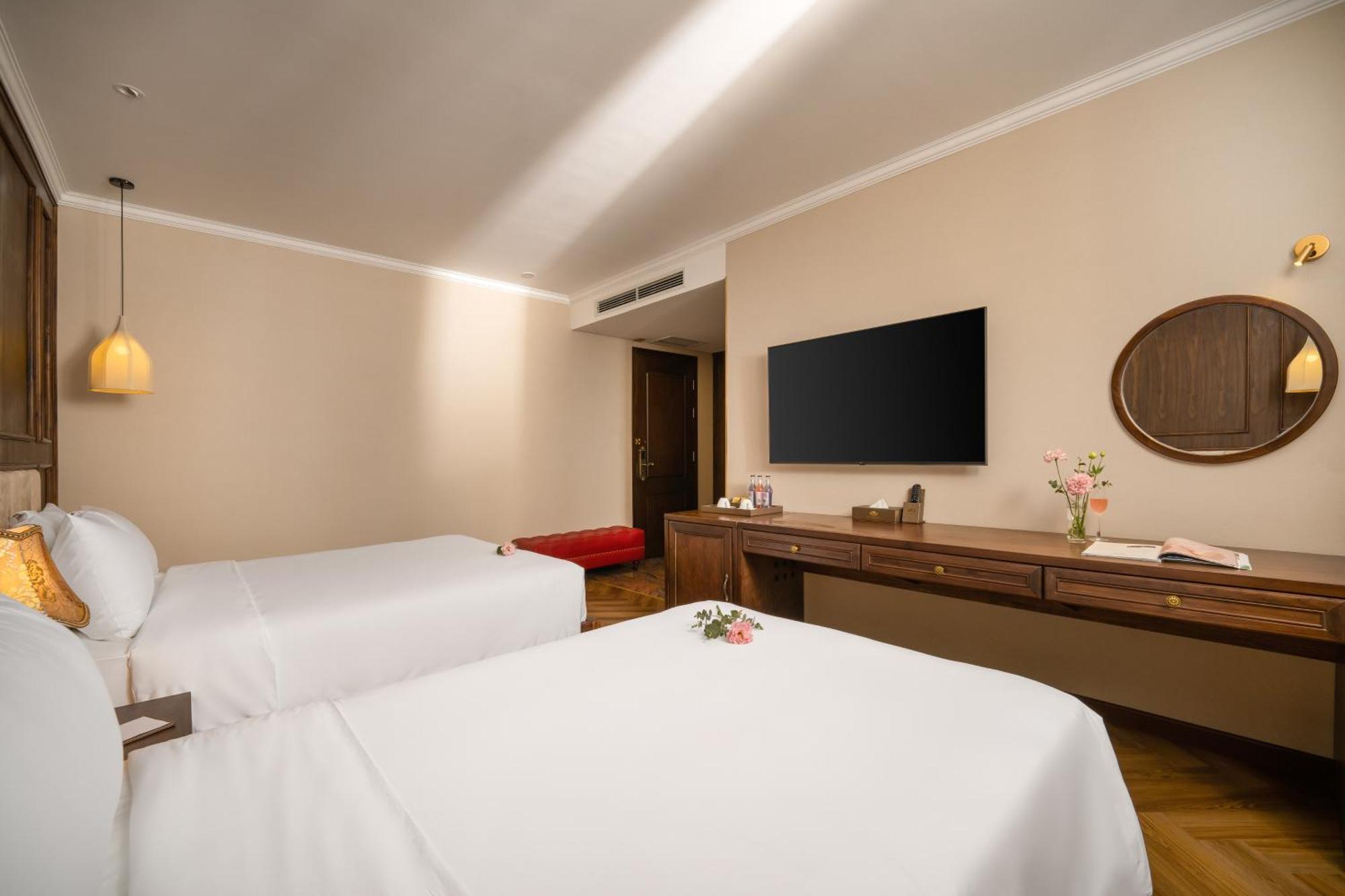 Golden Lotus Luxury Hotel Danang - Complimentary Daily Afternoon Tea Екстериор снимка