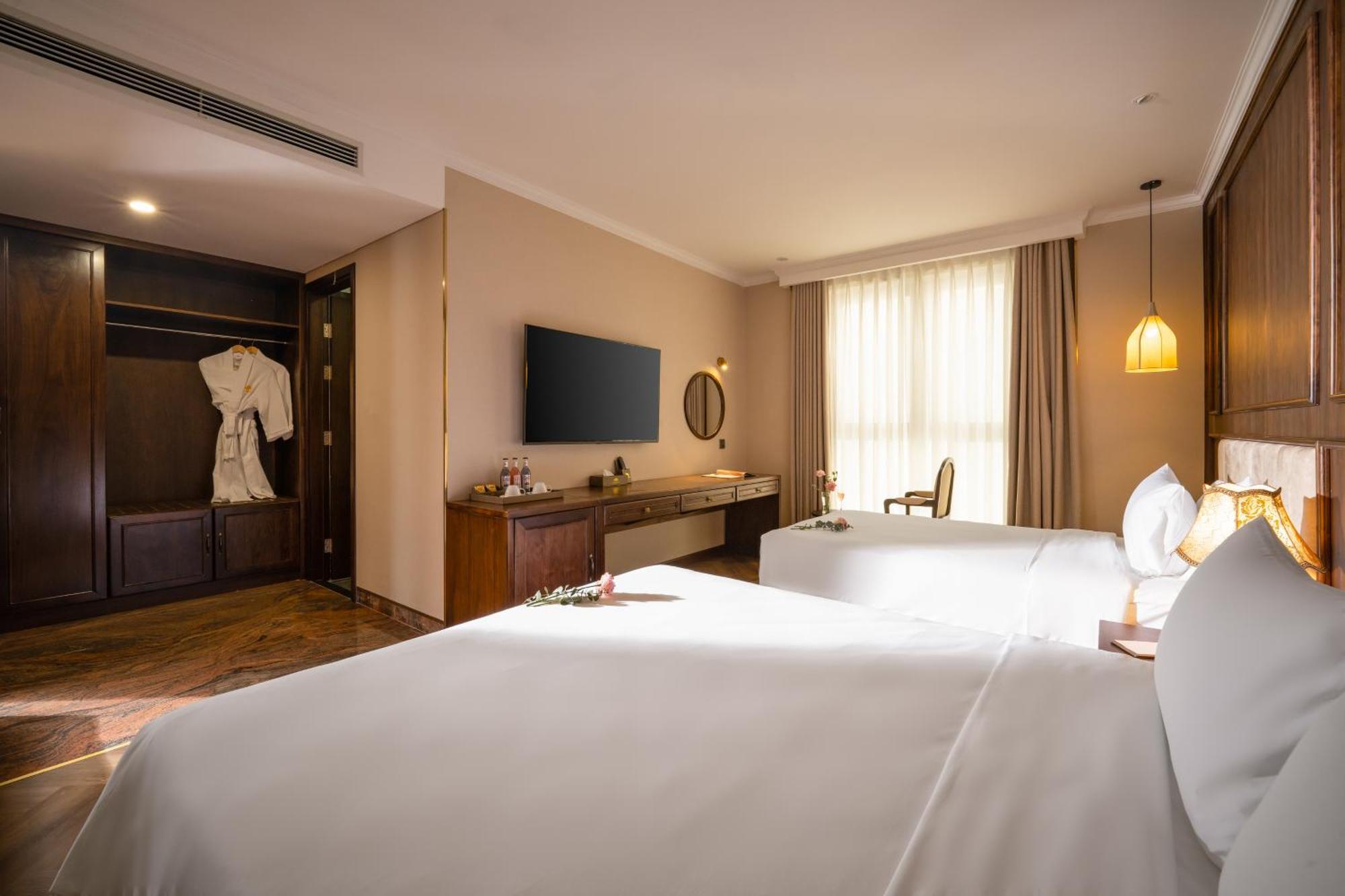 Golden Lotus Luxury Hotel Danang - Complimentary Daily Afternoon Tea Екстериор снимка